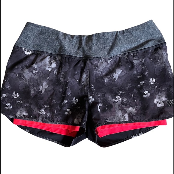 MPG lightweight charcoal running/walking athletic shorts and black skirt sz med - Picture 3 of 16
